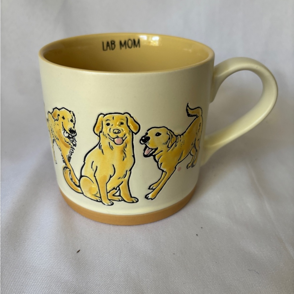 Lab Mom Dog Mug with Embossed Colored Labradors
